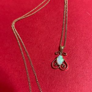 🖤14K gold💕Opal pendant necklace